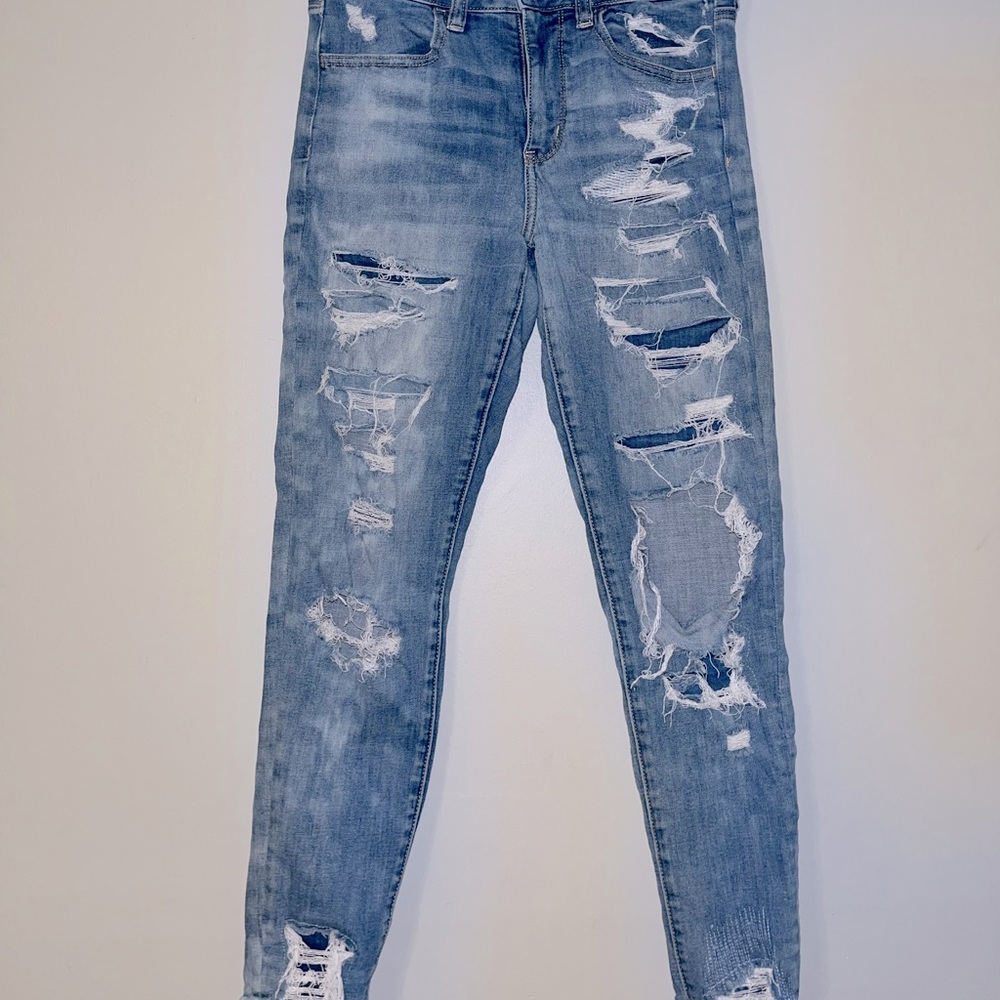 American eagle ripped jeans